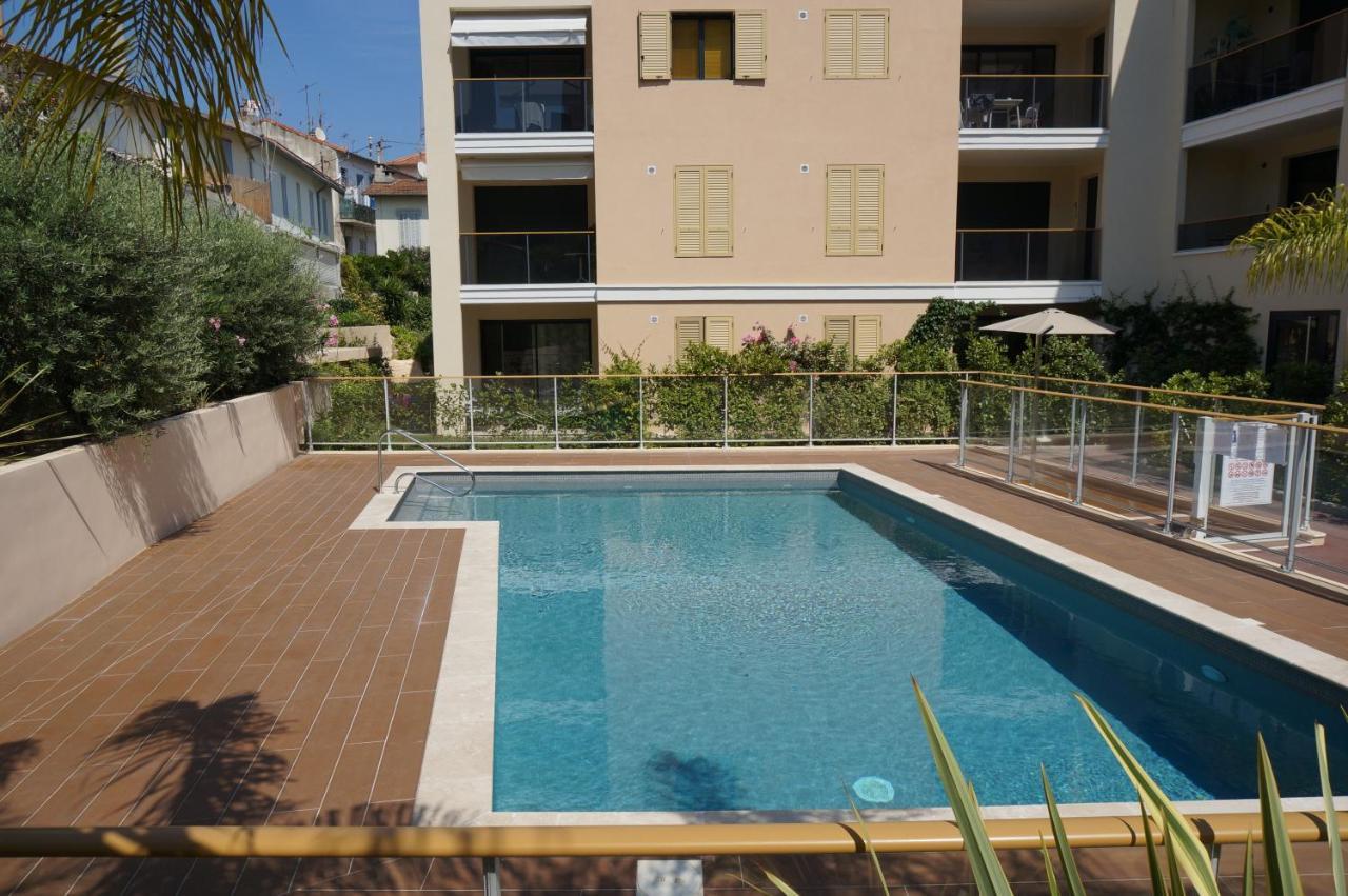 Palm Beach Apartment With A Pool In The Residence كان المظهر الخارجي الصورة