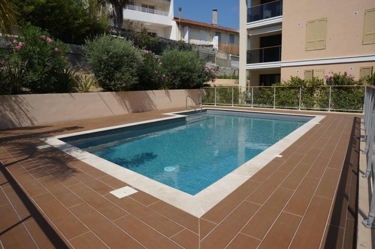 Palm Beach Apartment With A Pool In The Residence كان المظهر الخارجي الصورة